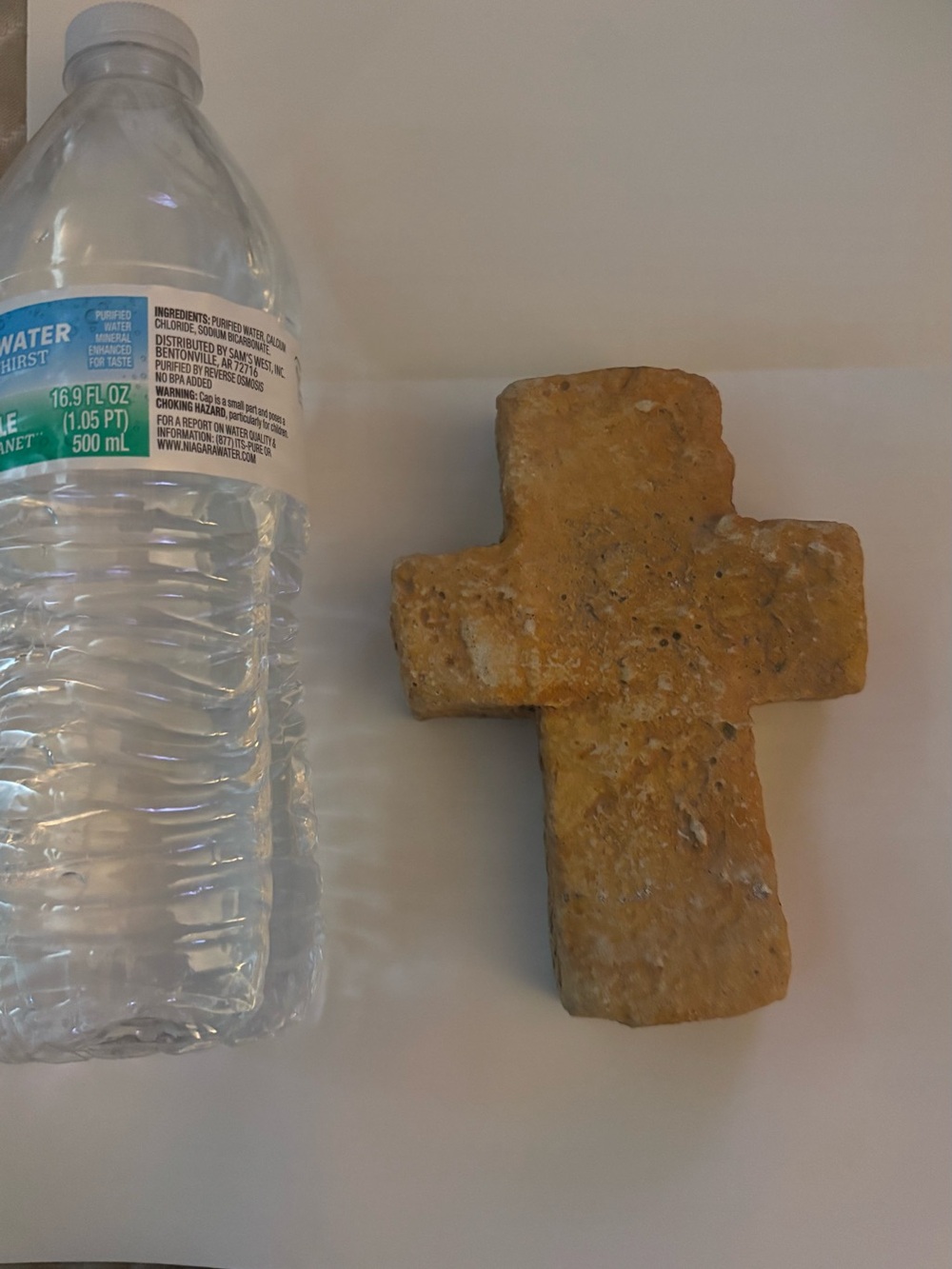 Rustic Stone Cross Décor - Tan